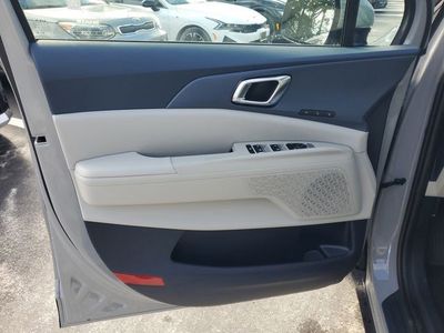 2026 Kia Carnival Hybrid - Photo 5