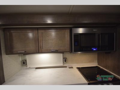 2023 Winnebago Forza - Photo 38