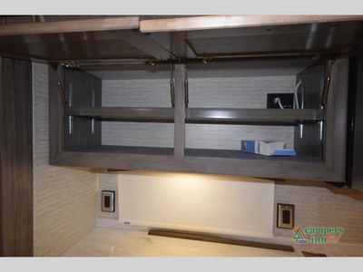 2023 Winnebago Forza - Photo 39