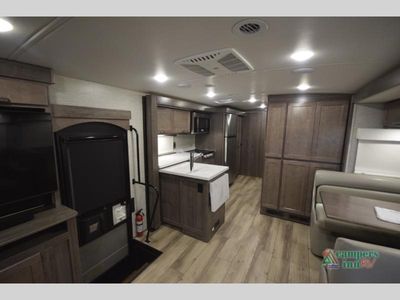 2023 Winnebago Forza - Photo 48