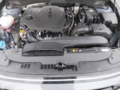 2025 Hyundai Sonata - Photo 9