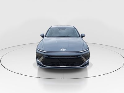 2025 Hyundai Sonata - Photo 2