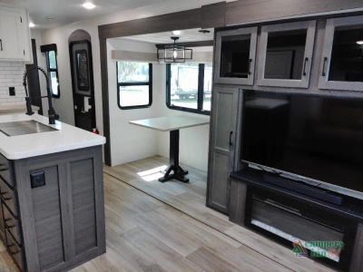 2025 Venture RV SportTrek Touring Edition - Photo 14