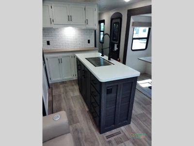 2025 Venture RV SportTrek Touring Edition - Photo 15