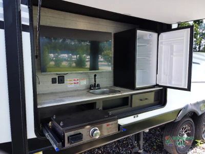 2025 Venture RV SportTrek Touring Edition - Photo 9