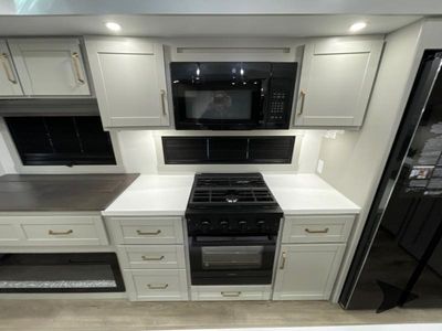 2026 Brinkley Model Z - Photo 38