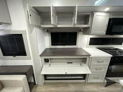 2026 Brinkley Model Z - Photo 35