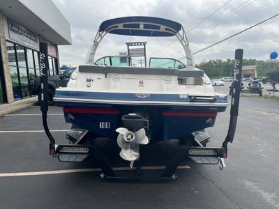 2017 Chaparral 227SSX - Photo 7
