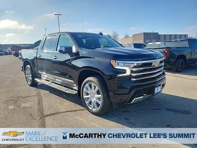 2026 Chevrolet Silverado 1500 — side profile view