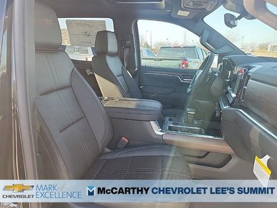 2026 Chevrolet Silverado 1500 — photo 14 view