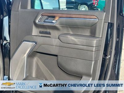 2026 Chevrolet Silverado 1500 — photo 12 view