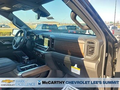 2026 Chevrolet Silverado 1500 — photo 13 view
