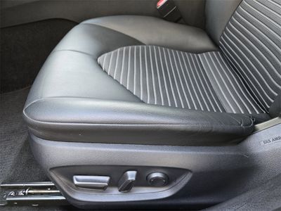 2024 Toyota Camry - Photo 16