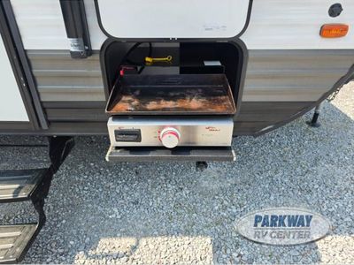 2022 Forest River RV Wildwood FSX - Photo 5