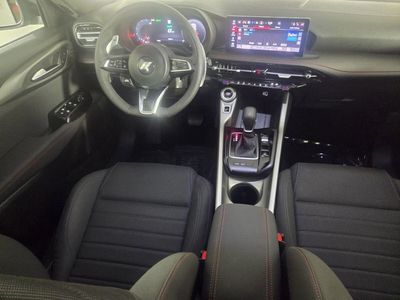 2025 Dodge Hornet - Photo 30