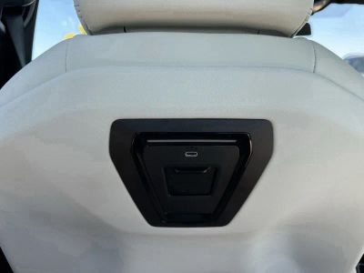 2026 BMW i5 — photo 17 view