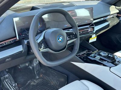 2026 BMW i5 — photo 21 view