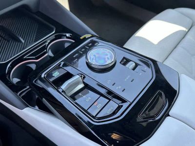 2026 BMW i5 — photo 30 view