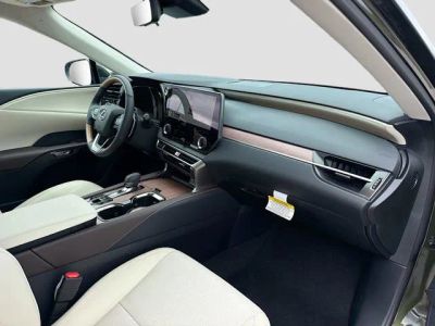 2026 Lexus RX — photo 15 view