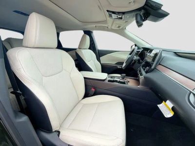 2026 Lexus RX — photo 16 view