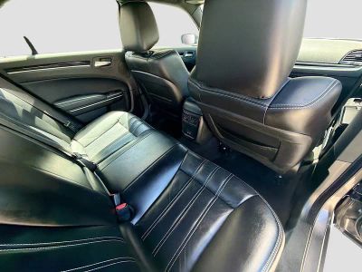2023 Chrysler 300 — photo 30 view