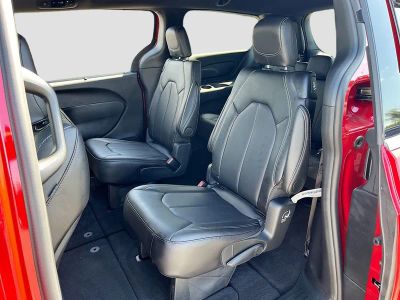 2026 Chrysler Pacifica — photo 23 view