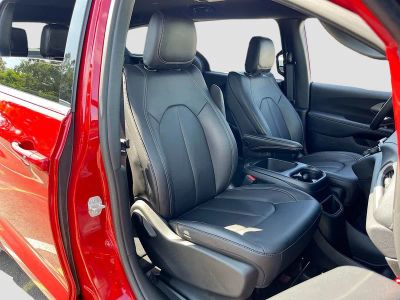 2026 Chrysler Pacifica — photo 28 view