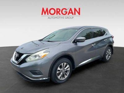 2016 Nissan Murano — interior view