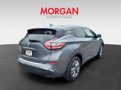 2016 Nissan Murano — side profile view