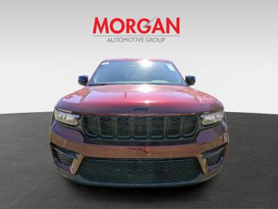 2025 Jeep Grand Cherokee — photo 7 view