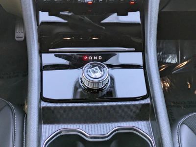 2025 Jeep Grand Cherokee — photo 17 view