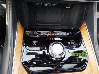 2024 Jeep Grand Wagoneer L - Photo 23
