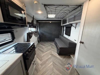 2021 Forest River RV Salem FSX — photo 10 view