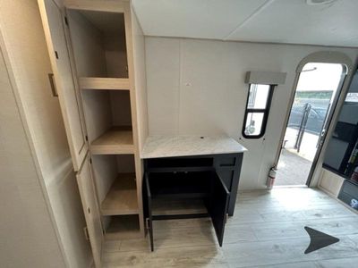 2024 Prime Time RV Avenger LE - Photo 13