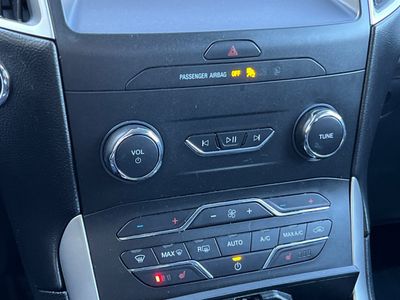 2020 Ford Edge - Photo 22