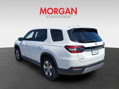 2025 Honda Pilot — engine compartment view
