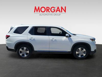 2025 Honda Pilot — rear three-quarter view