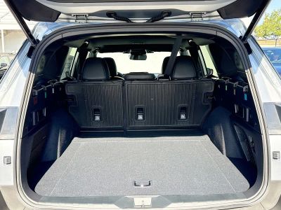 2026 Subaru Outback — photo 12 view