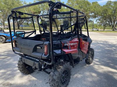 2025 Honda Pioneer 1000-5 Deluxe - Photo 6