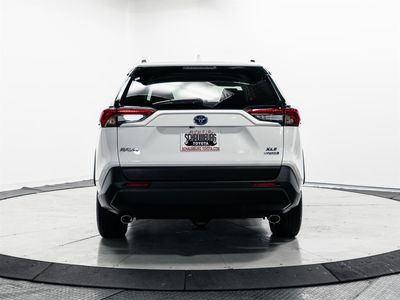 2024 Toyota RAV4 Hybrid - Photo 9