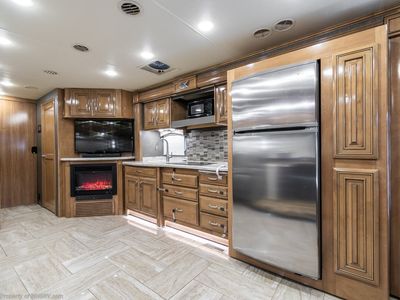 2019 Thor Motor Coach Aria - Photo 5