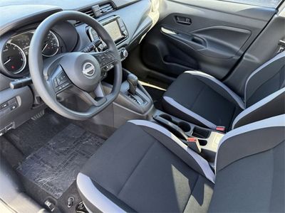 2025 Nissan Versa - Photo 4