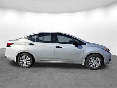 2025 Nissan Versa - Photo 3