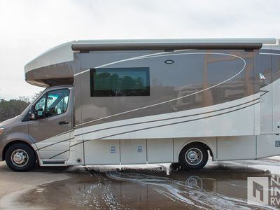 2026 Newmar Freedom Aire — photo 7 view