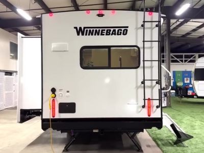 2026 Winnebago Thrive - Photo 7
