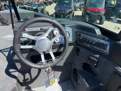 2026 Lund 1875 IMPACT XS — photo 11 view