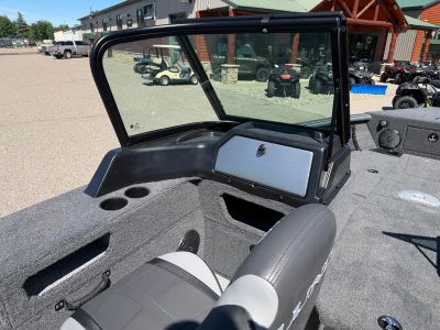 2026 Lund 1875 IMPACT XS — photo 13 view