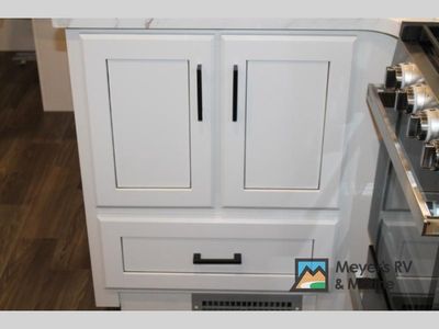 2025 Jayco Eagle HT - Photo 10