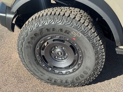 2025 Ford Bronco - Photo 9