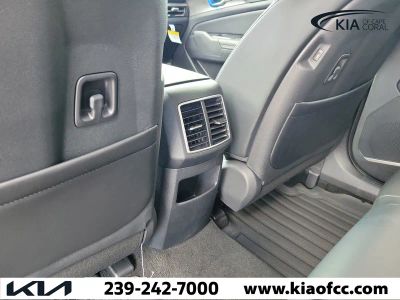 2026 Kia Sportage — photo 13 view